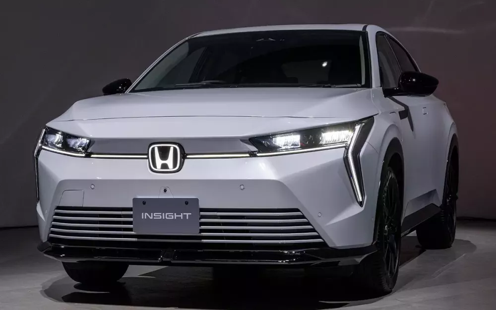 Cận cảnh khu vực đầu xe của Honda Insight 2026 