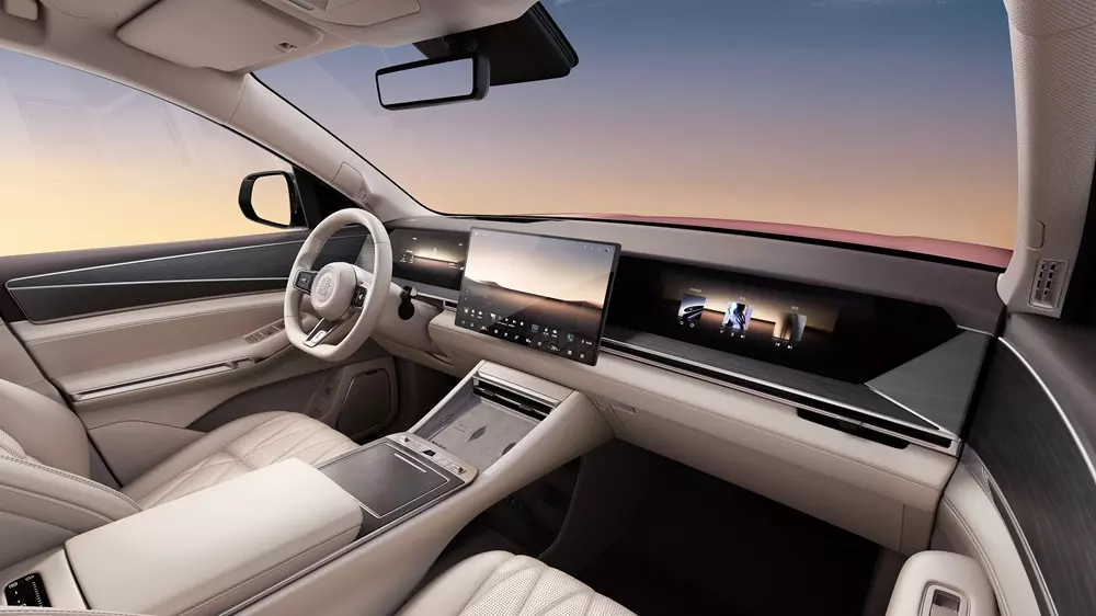 Khoang lái của BYD Datang 