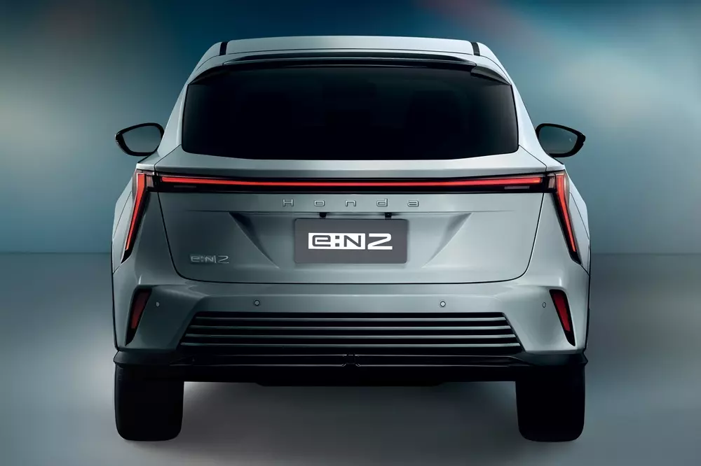 Đèn hậu của Honda e:N2 tạo sự tương đồng với đèn LED định vị ban ngày phía trước