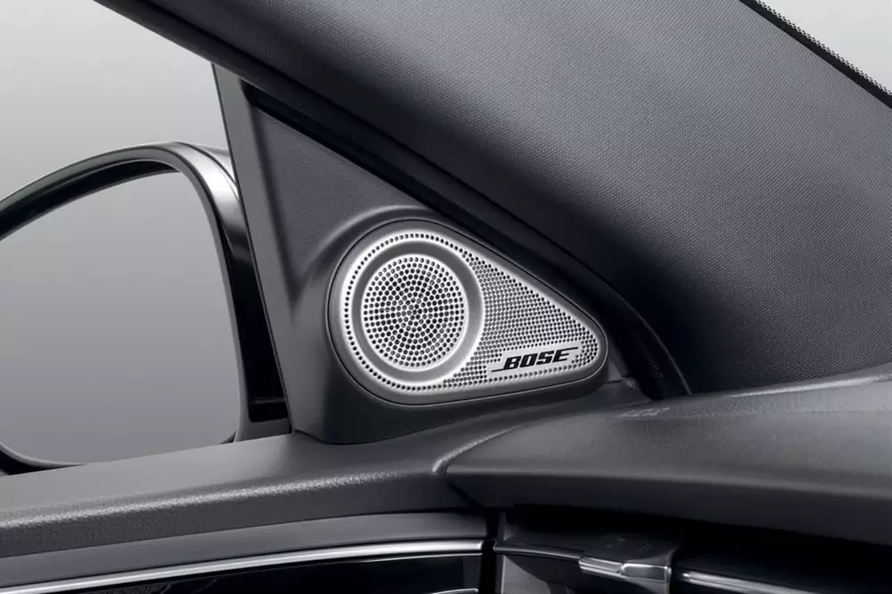 Honda e:N2 được trang bị hệ thống âm thanh Bose 12 loa