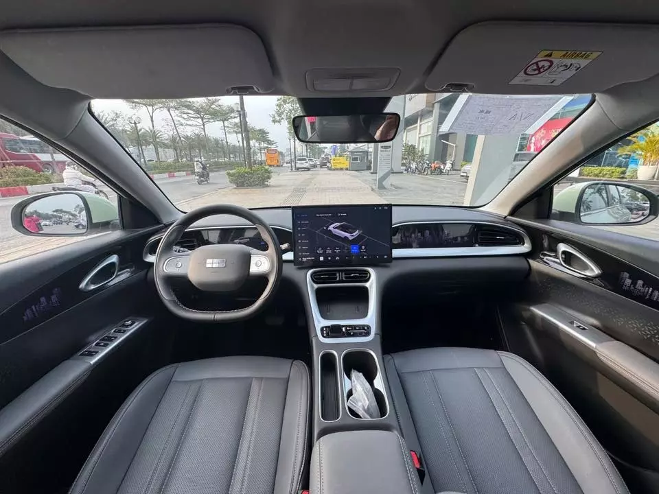 Geely EX2 sở hữu màn hình cảm ứng trung tâm cỡ lớn