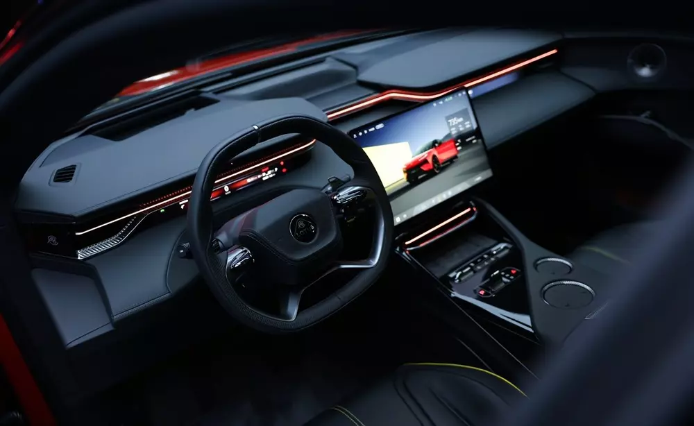 Khoang lái hiện đại của Lotus Eletre X
