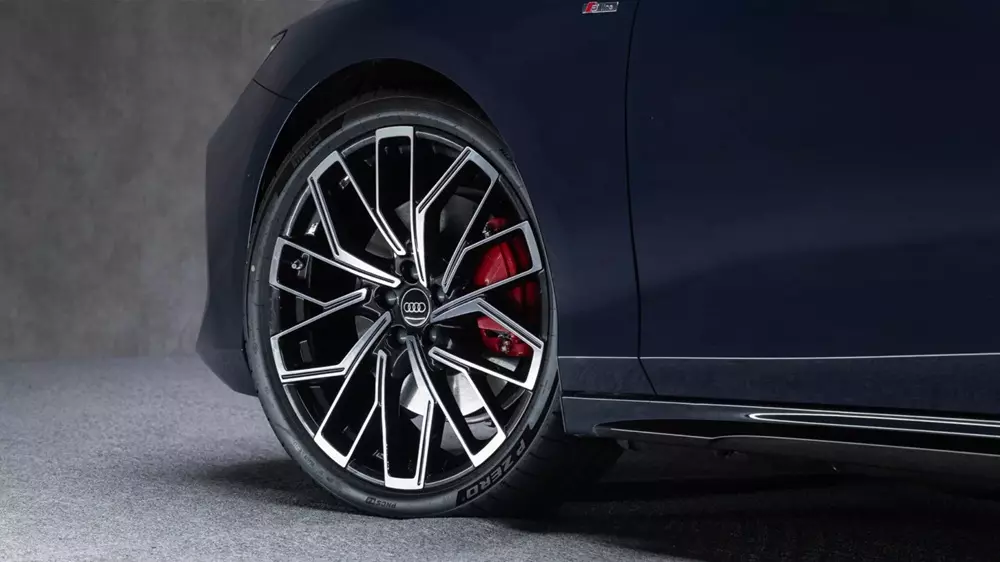 Audi A6L 2026 dùng mâm 21 inch