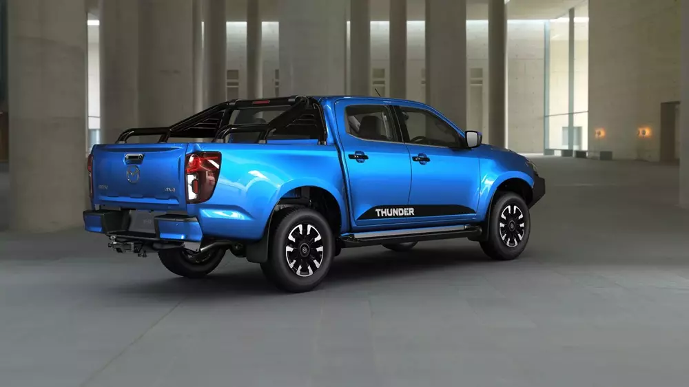 Mazda BT-50 Thunder 2026 vẫn dùng hệ thống treo tiêu chuẩn