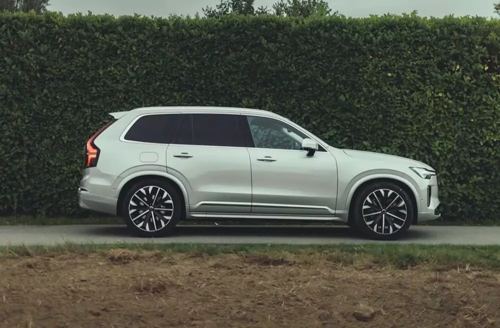 Volvo XC90 2026 sở hữu trang bị tiện nghi phong phú