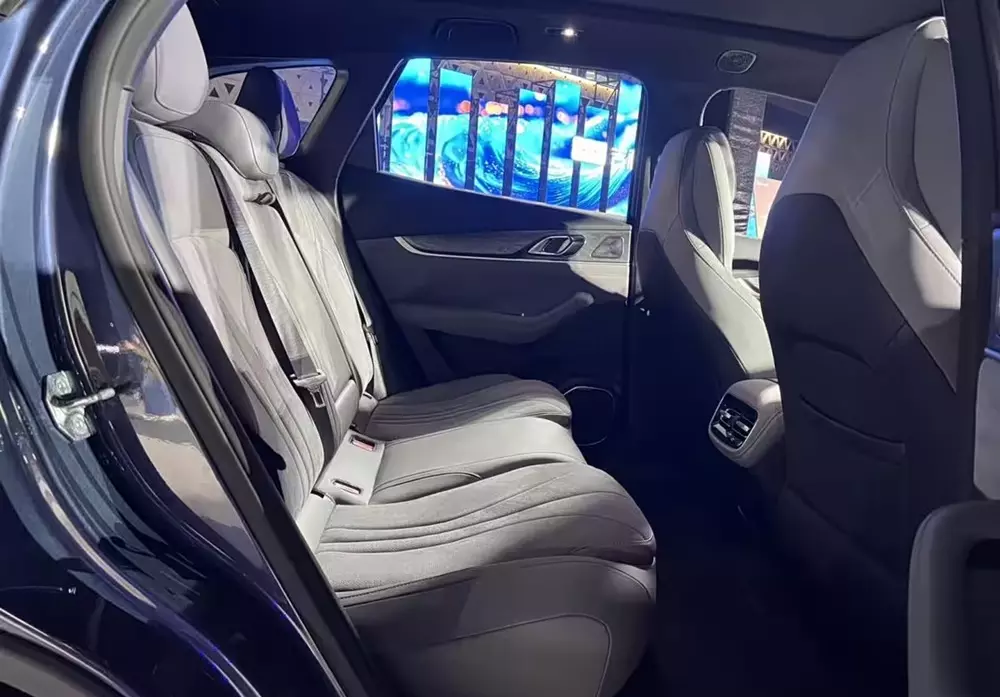 Hàng ghế sau của Geely Galaxy M7 