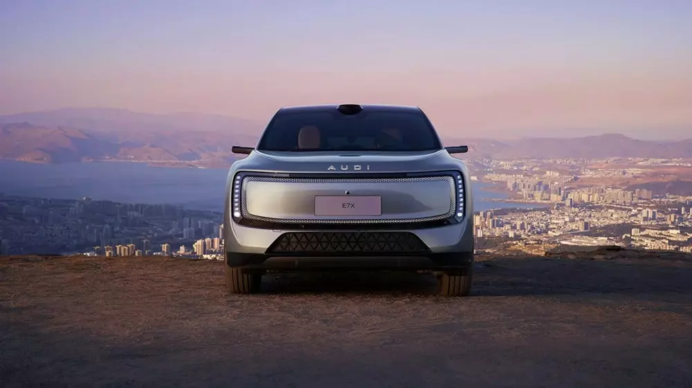 AUDI E7X có thể chạy hơn 700 km sau 1 lần sạc
