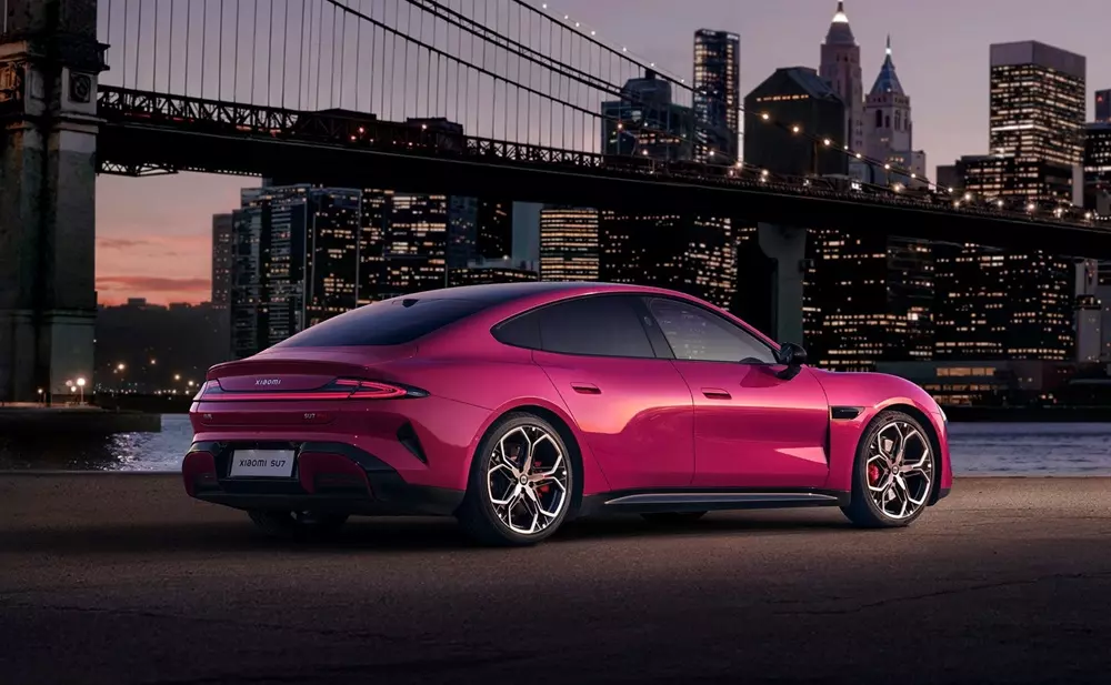 Xiaomi SU7 2026 có trang bị xịn sò ngay từ bản tiêu chuẩn