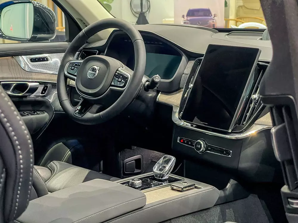 Khoang lái của Volvo XC90 2026
