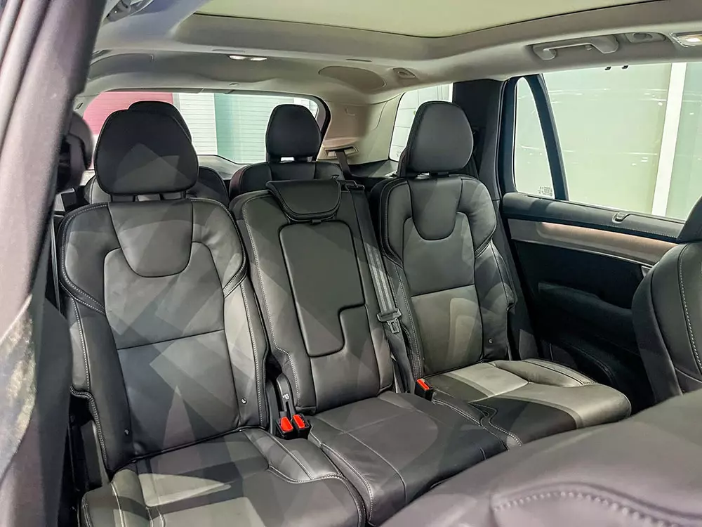 Volvo XC90 2026 tiếp tục được trang bị nội thất 7 chỗ ngồi