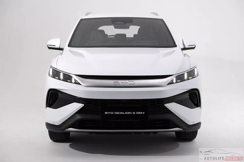 BYD Sealion 5 nhìn từ phía trước