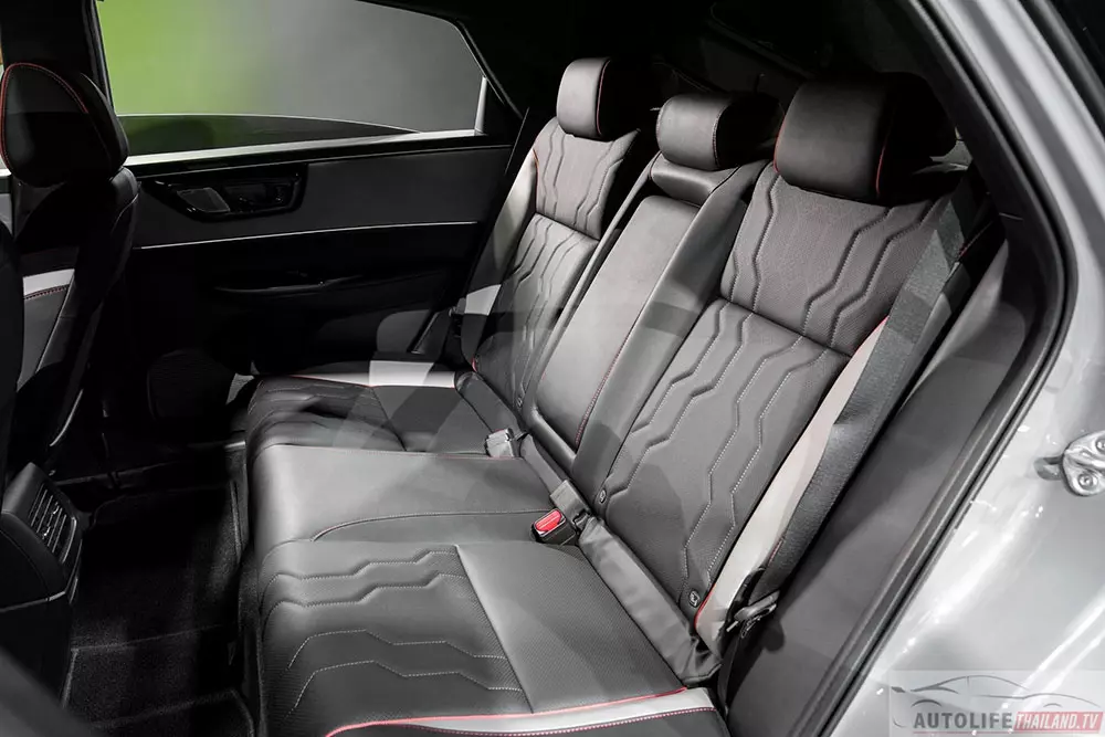 Hàng ghế thứ hai của Honda e:N2