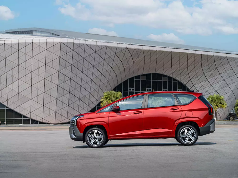 Hyundai Stargazer 2026 dài hơn 115 mm so với đời cũ