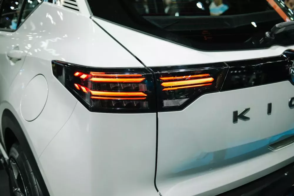 Đèn hậu mới của Nissan Kicks 2026 