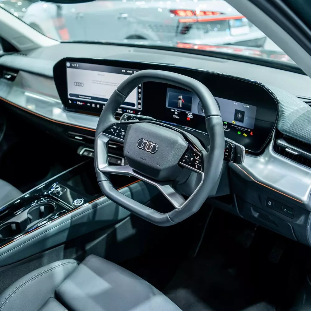 Khoang lái của Audi Q3 2026 