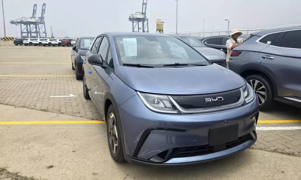 BYD Dolphin phiên bản mới cập bến Việt Nam BYD Dolphin phiên bản mới cập bến Việt Nam