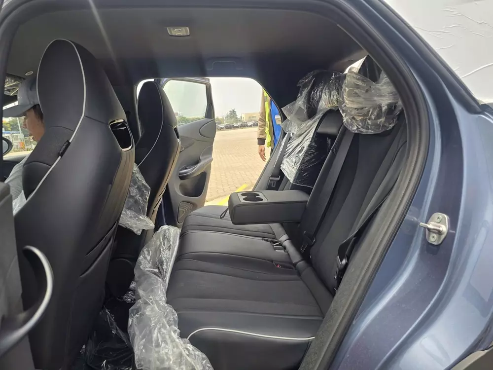 Hàng ghế sau của BYD Dolphin 2026 có thêm cổng USB Type C Hàng ghế sau của BYD Dolphin 2026 có thêm cổng USB Type C