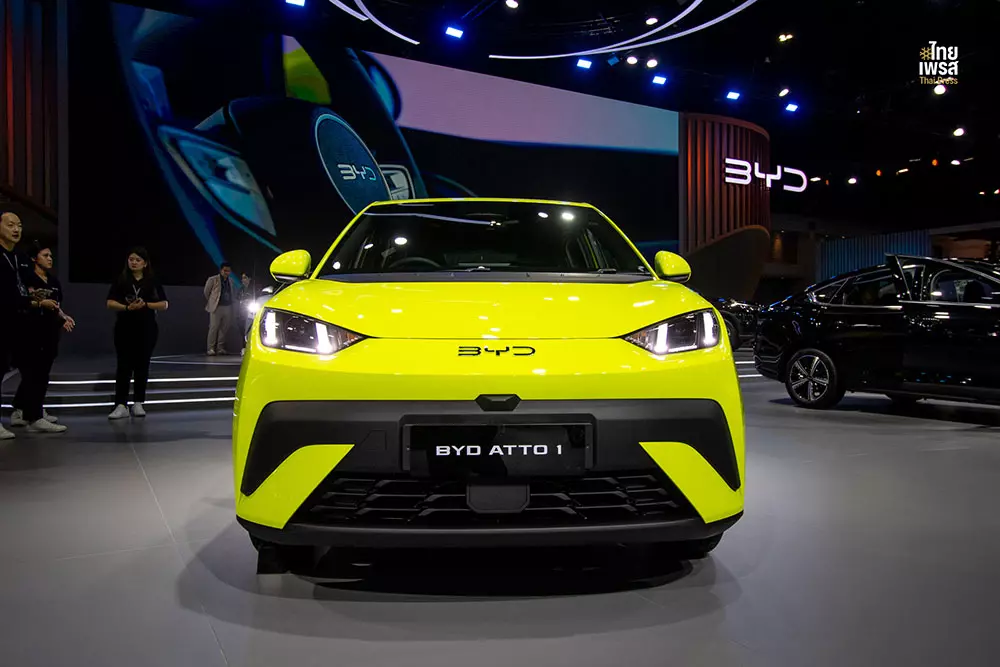 BYD Atto 1 được trang bị hệ thống đèn LED từ trước ra sau