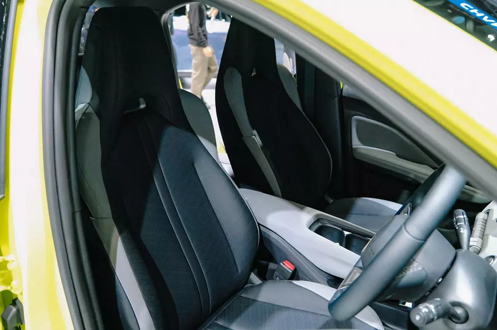 Hàng ghế trước của BYD Atto 1 