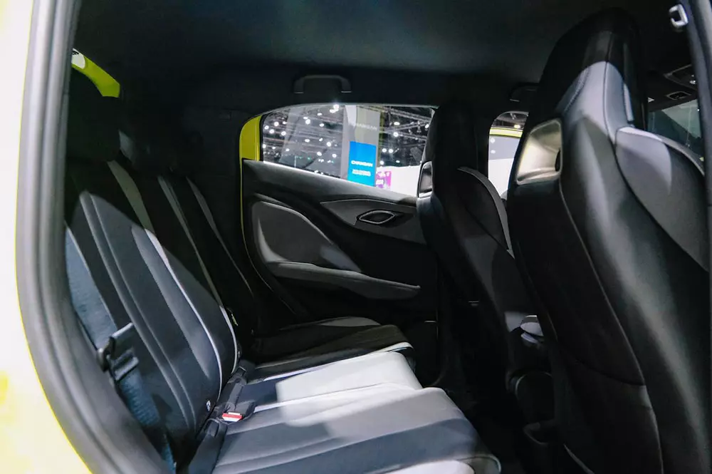 Hàng ghế sau của BYD Atto 1 