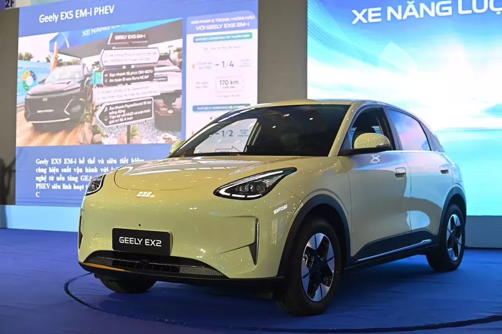 Geely EX2 bản cao cấp có các tính năng an toàn chủ động ADAS