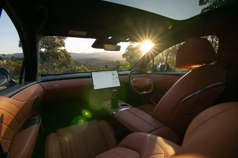 Nội thất tối giản của Deepal L07