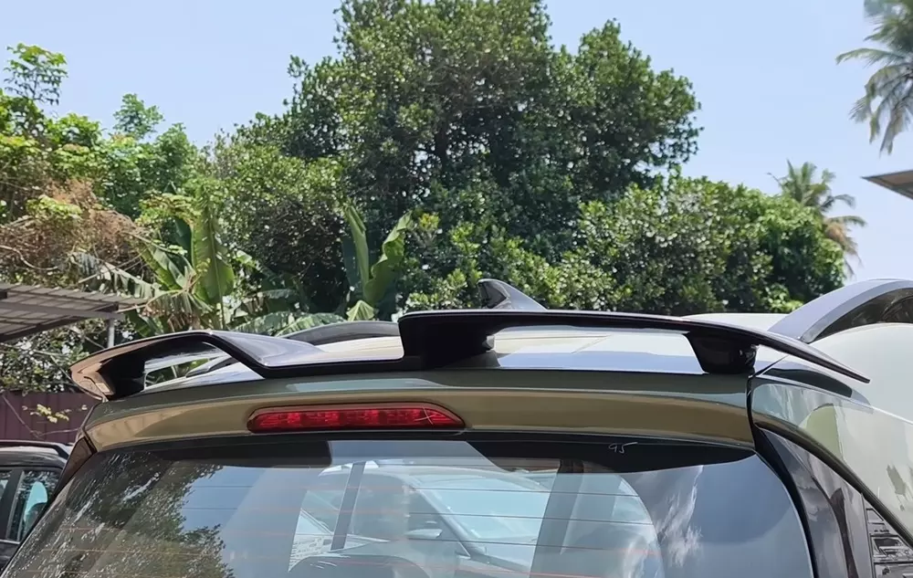 Cánh gió mui thể thao của Hyundai Exter 2026 Cánh gió mui thể thao của Hyundai Exter 2026