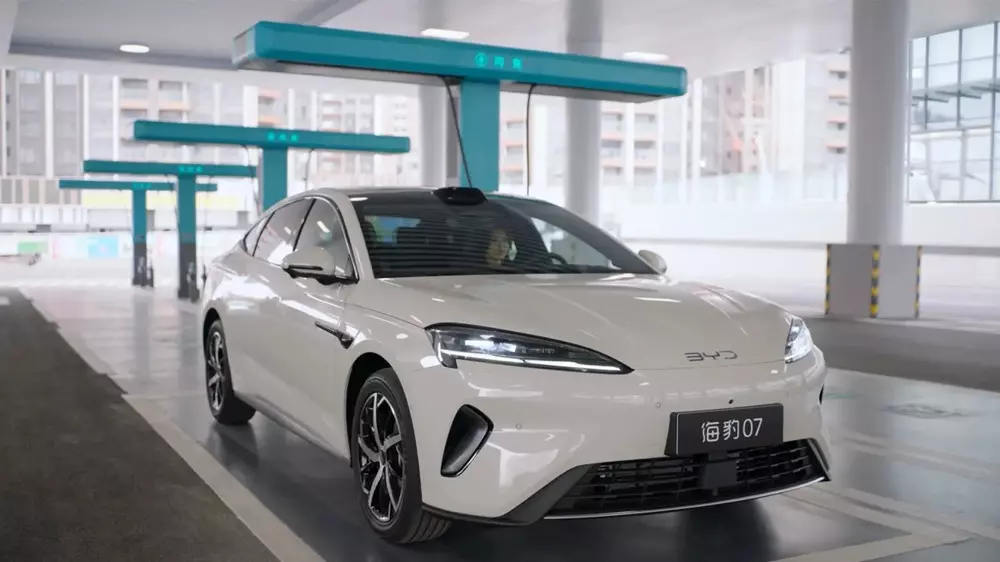 BYD tung ra phiên bản mới của hàng loạt mẫu xe với khả năng sạc pin chỉ trong 9 phút