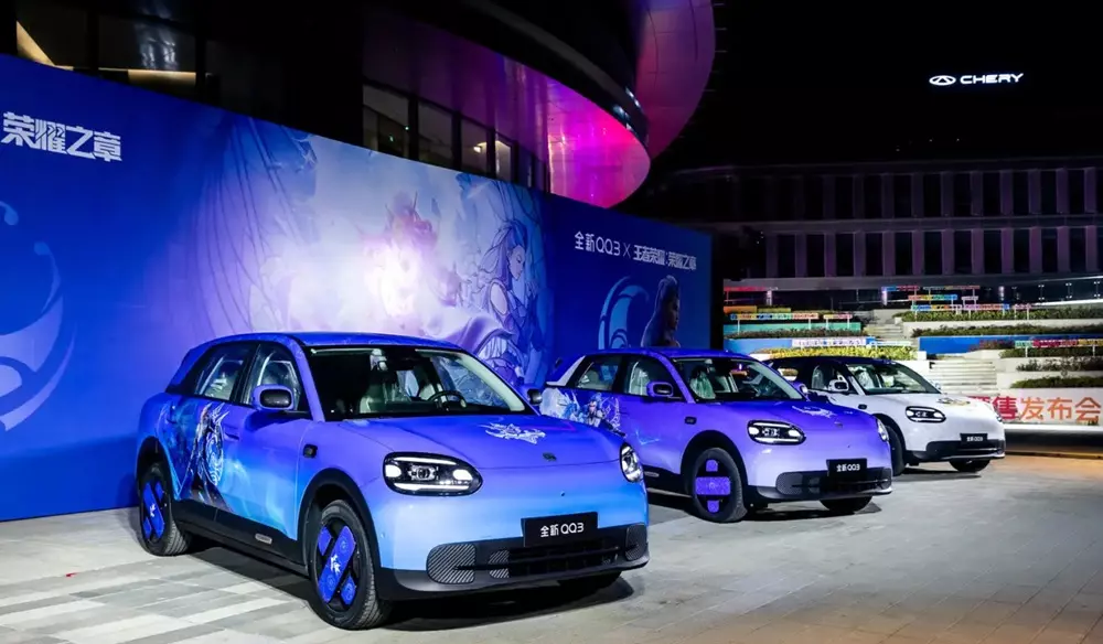 Xe điện giá hơn 200 triệu đồng Chery QQ3 bán chạy như tôm tươi, đe dọa Geely EX2