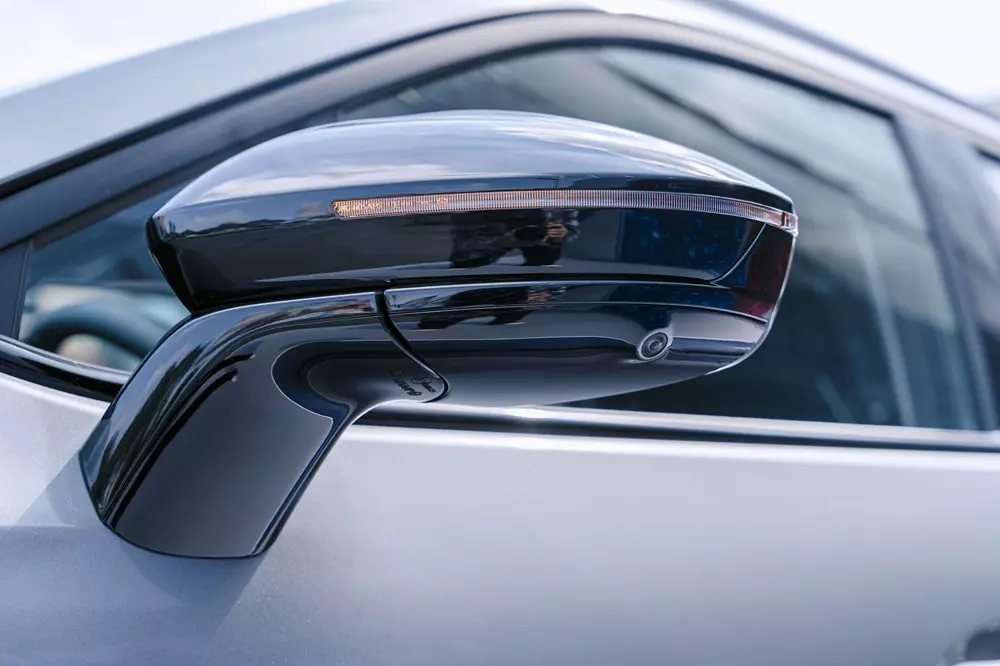 Gương chiếu hậu của Omoda C5 SHS-H tích hợp camera Gương chiếu hậu của Omoda C5 SHS-H tích hợp camera