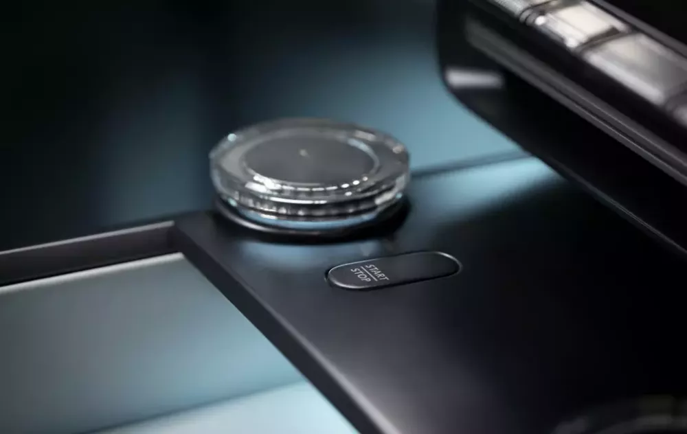 Cụm điều khiển trung tâm của Freelander Concept 97 có thiết kế tối giản