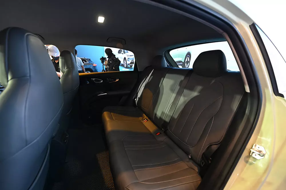 Geely EX2: Mẫu xe điện “dễ thương - dễ dùng” cho quý cô đô thị