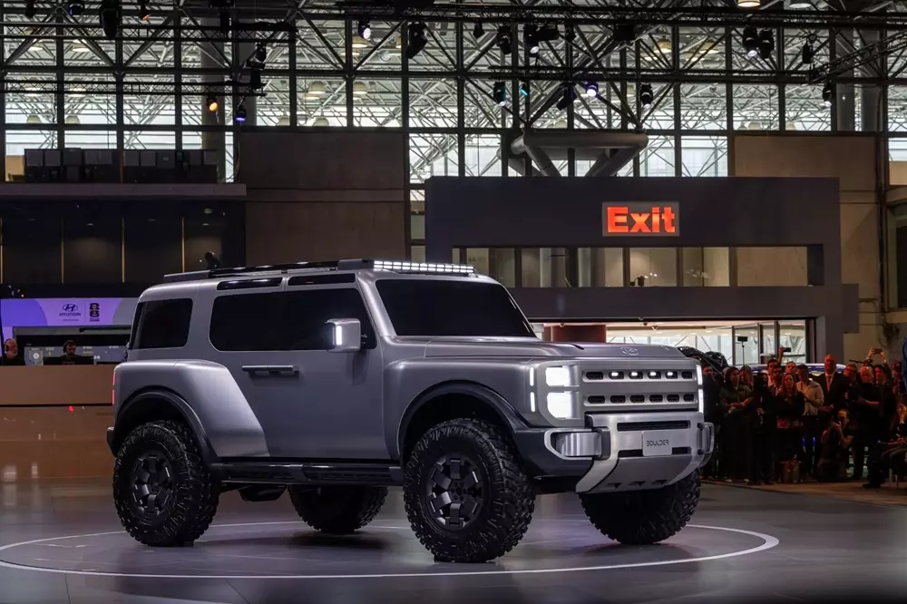Vén màn Hyundai Boulder - câu trả lời của người Hàn dành cho Ford Bronco