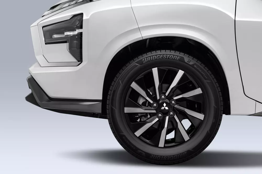 Cận cảnh mâm 17 inch mới của Mitsubishi Xpander 2026