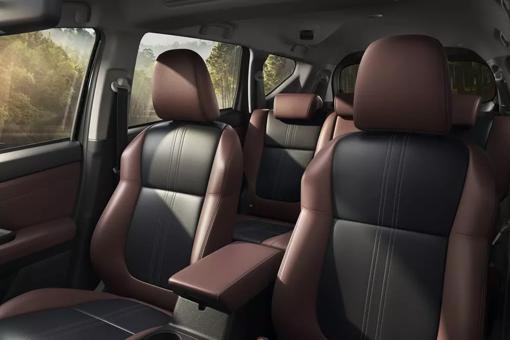 Mitsubishi Xpander 2026 sở hữu nội thất 7 chỗ rộng rãi