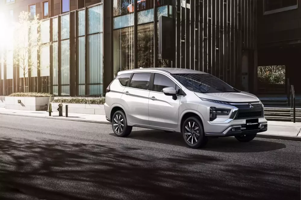 Mitsubishi Xpander sở hữu kích thước dài x rộng x cao lần lượt là 4.595 x 1.750 x 1.750 mm.