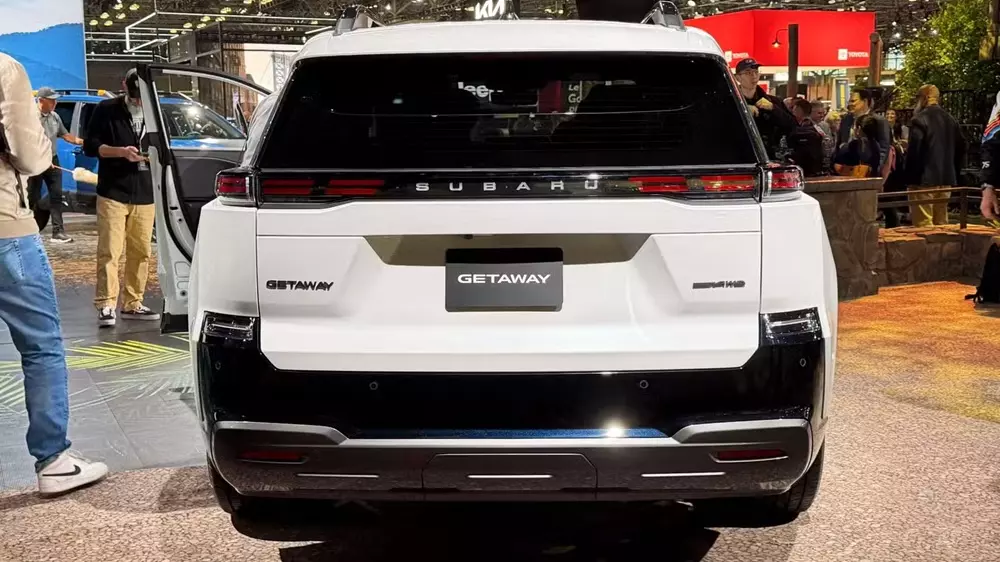 Subaru Getaway có thể chạy tối đa gần 500 km sau khi sạc Subaru Getaway có thể chạy tối đa gần 500 km sau khi sạc