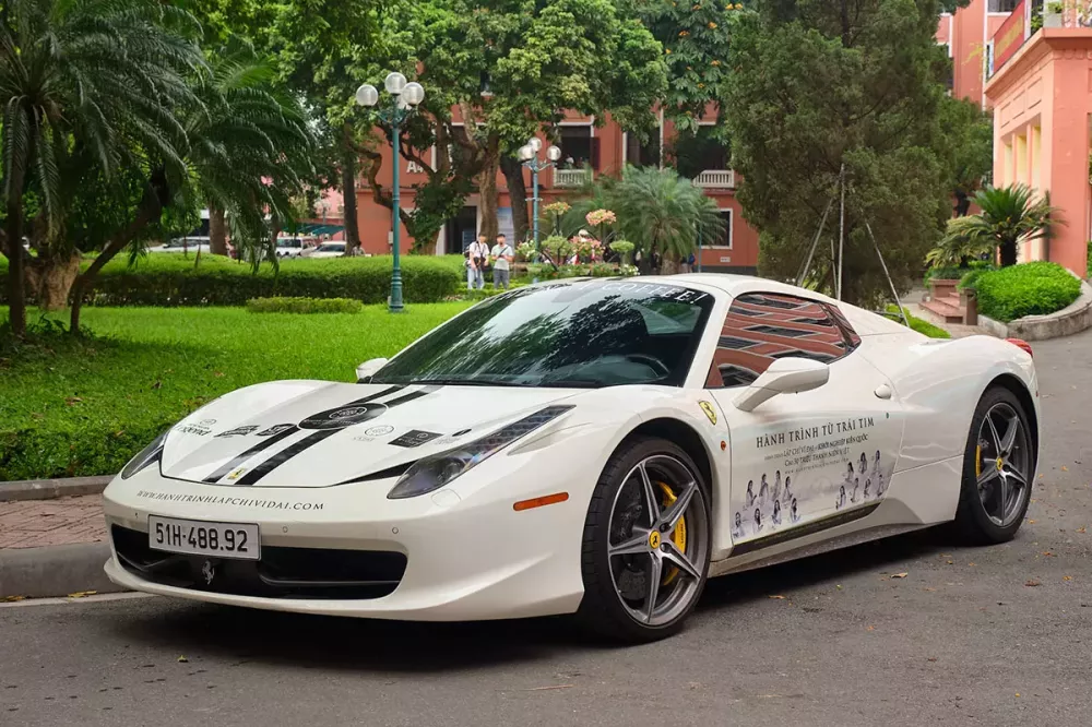 Ferrari 458 Spider đã có mặt tại Hà Nội