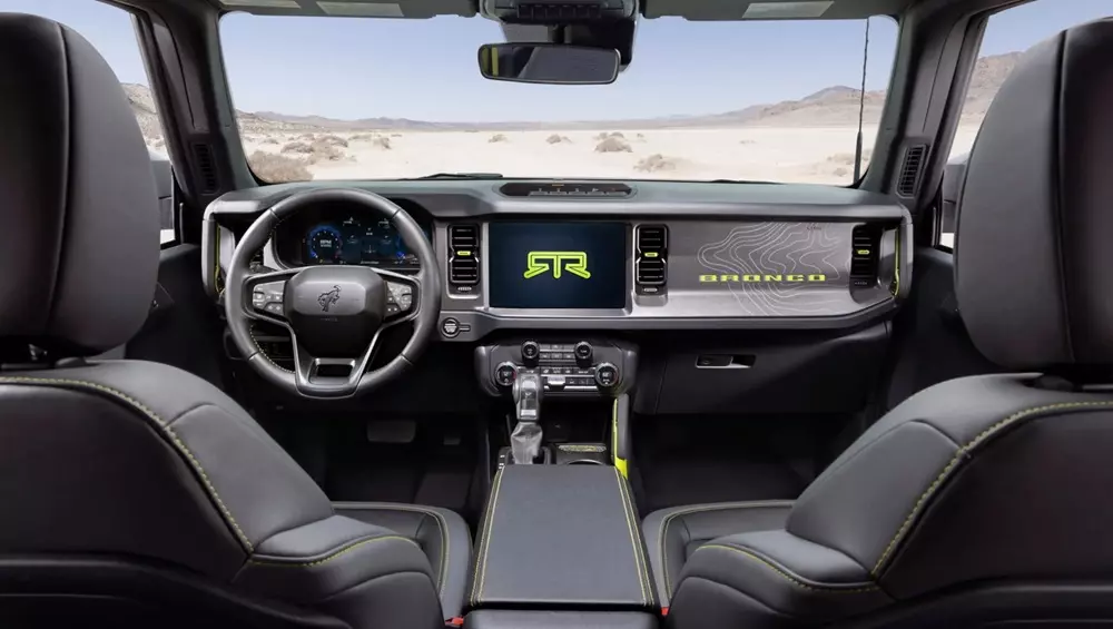 Ford Bronco RTR sở hữu đủ trang bị tiện nghi và an toàn