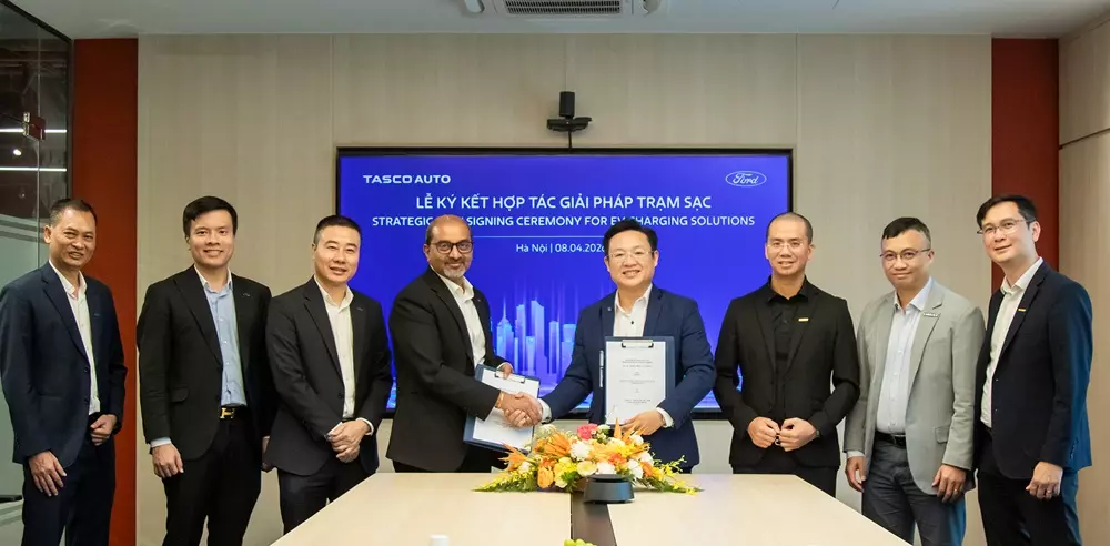 Lễ ký kết hợp tác giải pháp trạm sạc giữa Tasco Auto và Ford Việt Nam Lễ ký kết hợp tác giải pháp trạm sạc giữa Tasco Auto và Ford Việt Nam