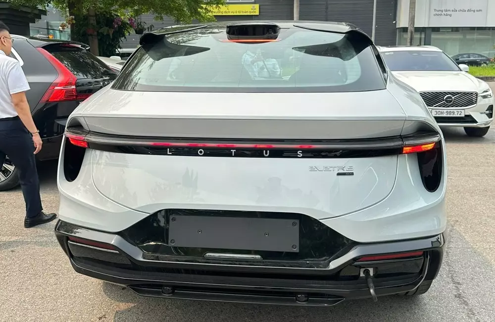 Lotus Eletre được trang bị động cơ điện mạnh mẽ