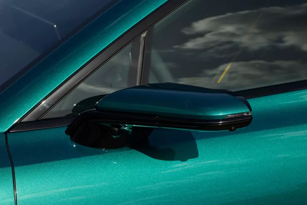 BYD Z9GT có thể dùng camera kỹ thuật số để thay cho gương chiếu hậu truyền thống