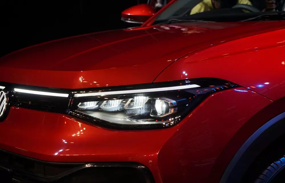 Cận cảnh đèn pha của Volkswagen Taigun 2026 Cận cảnh đèn pha của Volkswagen Taigun 2026