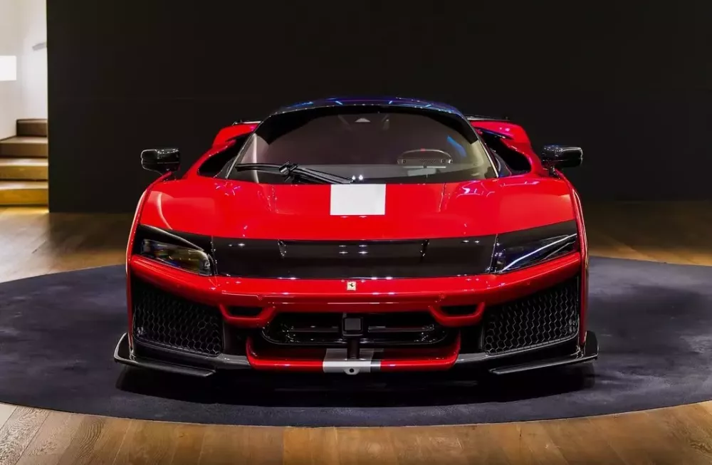 F80 là sự bổ sung mới nhất cho bộ sưu tập Ferrari của Lâm Chí Dĩnh F80 là sự bổ sung mới nhất cho bộ sưu tập Ferrari của Lâm Chí Dĩnh