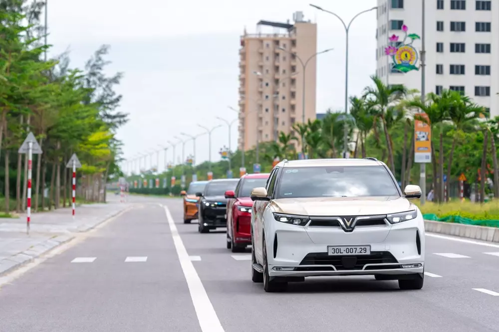 Đây là lý do doanh nhân Việt “ưng” VinFast VF 9, có người “tậu” hẳn 3 chiếc