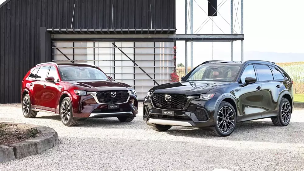 Dù đã bước sang năm thứ hai nhưng cặp đôi Mazda CX-90 (đỏ) và CX-70 (đen) vẫn chưa cải thiện về độ đáng tin cậy.