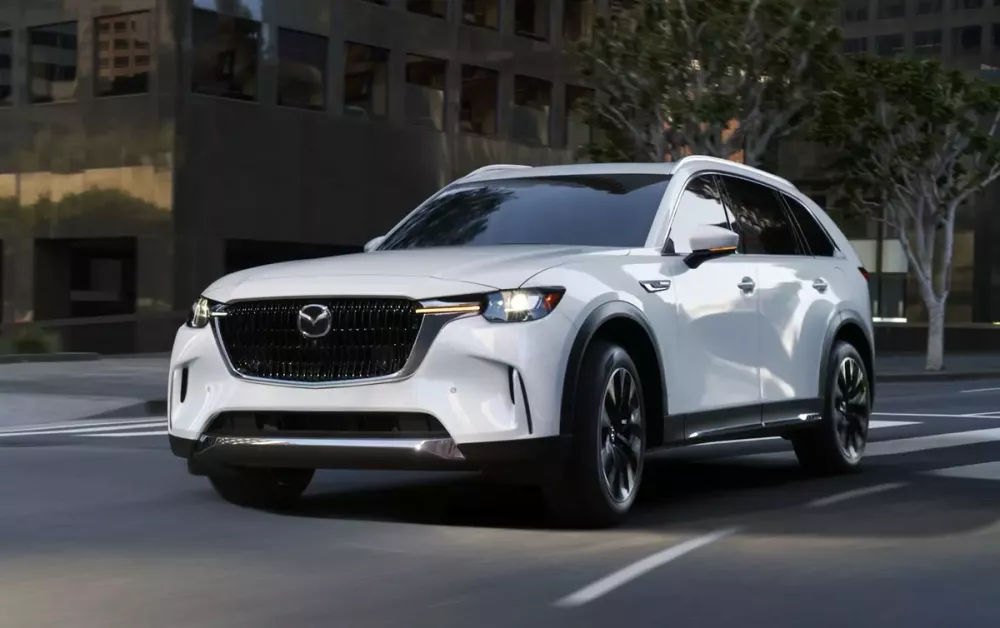 Mazda tụt mạnh trong bảng xếp hạng thương hiệu ô tô đáng tin cậy nhất vì mẫu xe sắp bán ở Việt Nam