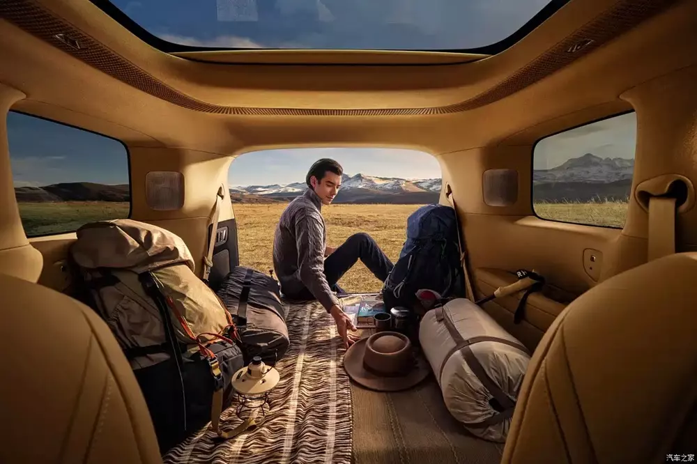 Ghế sau của Xpeng GX có thể gập gọn, mang đến khoang hành lý rộng rãi