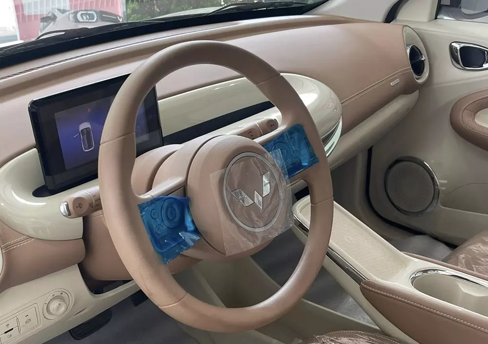 Nội thất của Wuling Macaron bản 205 Km.