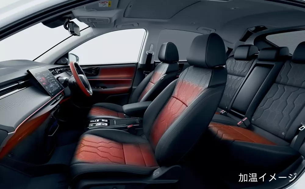 Cả hai hàng ghế của Honda Insight đều có tính năng sưởi